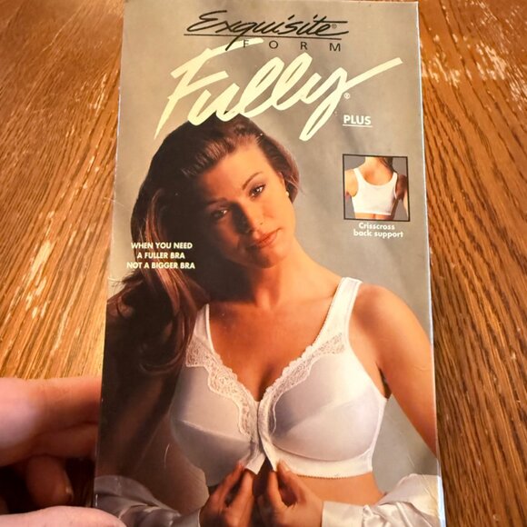 Exquisite Form fully Plus Bra - Picture 1 of 3